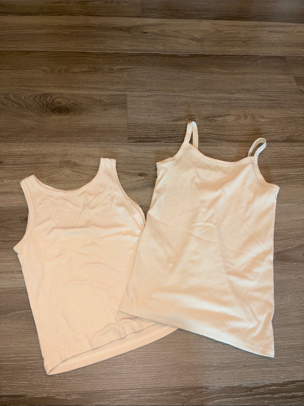 2-Pack women’s ' Cream Ribbed Tank Tops size S